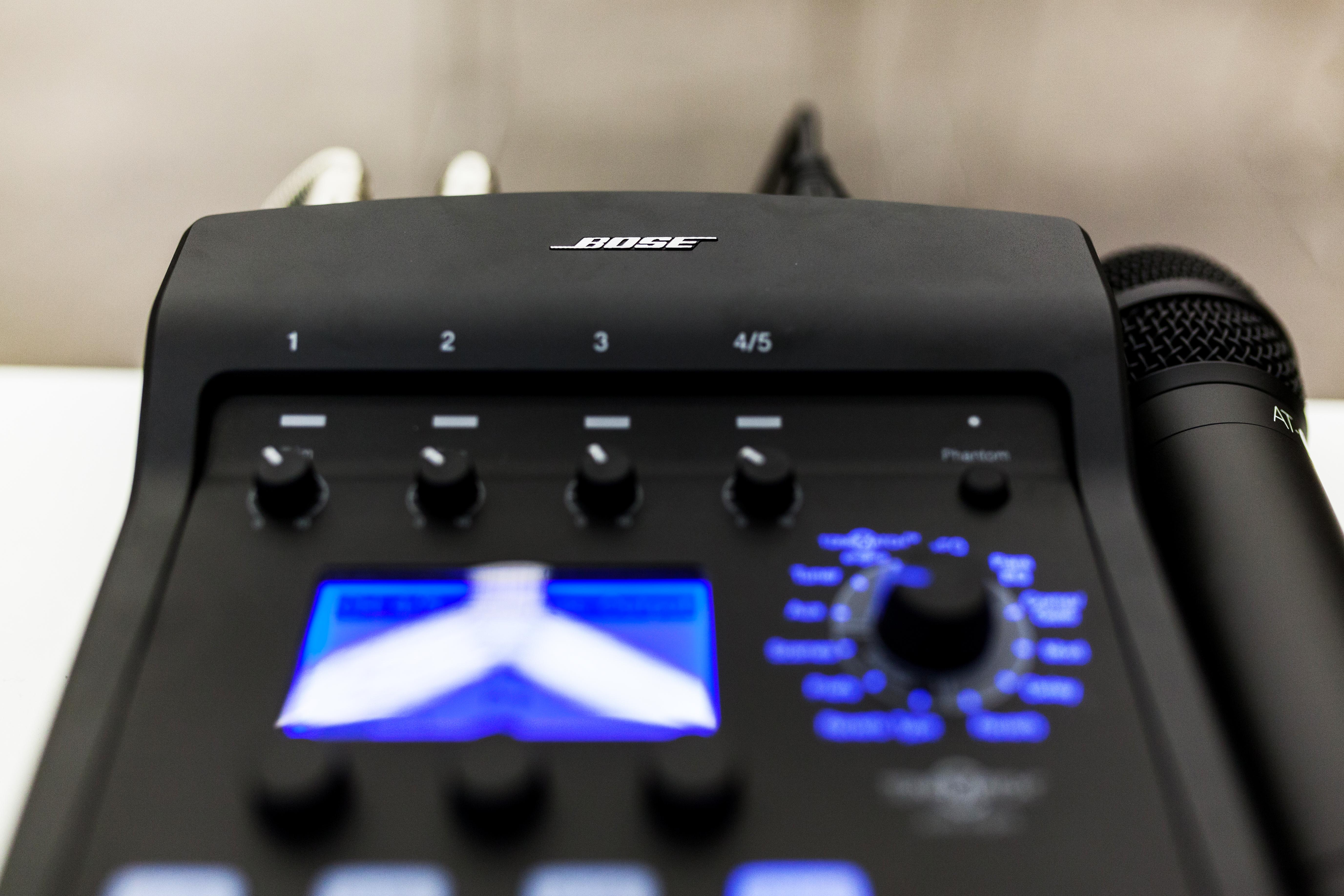 Hotel Platinia كلوج-نابوكا المظهر الخارجي الصورة The Bose S1 Pro mixer
