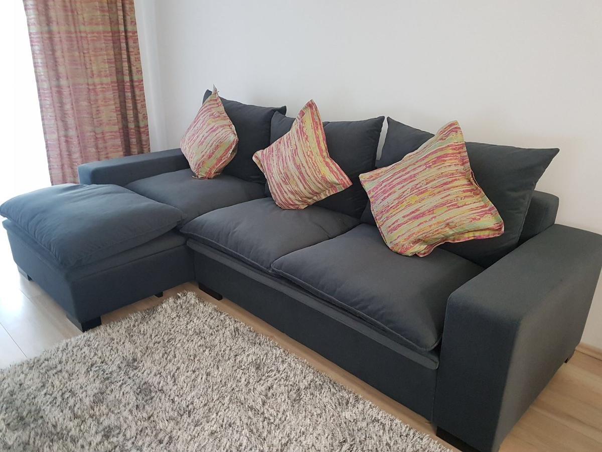 Hotel Platinia كلوج-نابوكا المظهر الخارجي الصورة A sofa